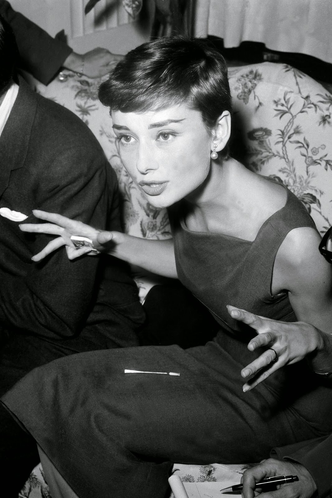 Audrey hepburn 2025 50s style